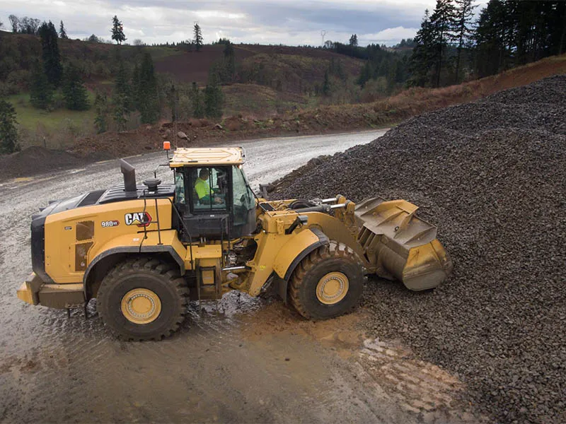 CAT LOADING MACHINE